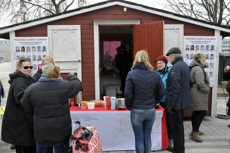 Kiitoskahvit Paalutorilla oli lämminhenkinen