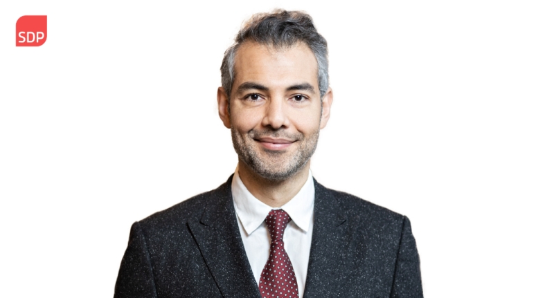 Esitelyssä kuntavaaliehdokas Hussein.